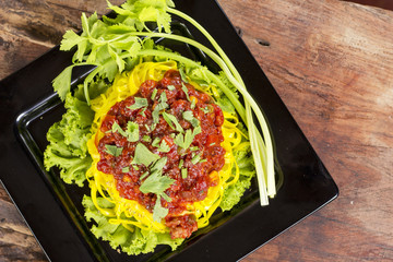 spaghetti pasta with tomato beef sauce