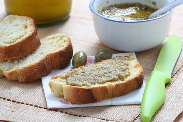 Paté di olive