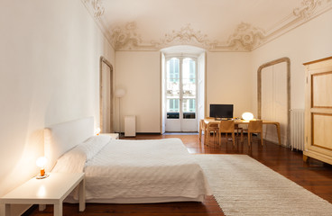 beautiful hotel in historic building, double room