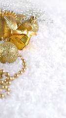 Fototapeta na wymiar Golden Christmas decorations