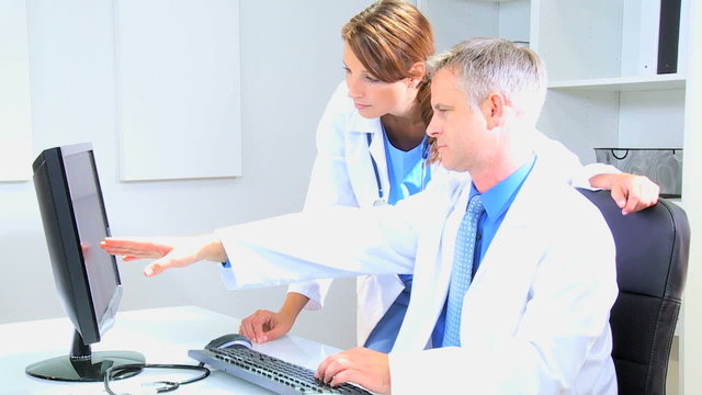 Doctors Using Clinical Computer Data