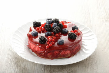 Torta ai frutti di bosco
