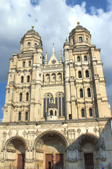 Fototapeta na wymiar Église Saint-Michel de Dijon