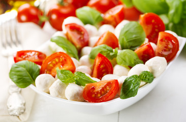 salad with mozzarella and tomatoes