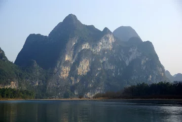 Fotobehang Yu Long river landscape in Yangshuo, Guilin, Guanxi province, Ch © Łukasz Kurbiel