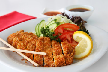 JAPANESE DEEP FRIED CHICKEN