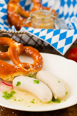 Weisswurst mit Laugenbrezel