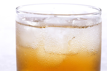 グラスに入った梅酒