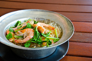 Baked shrimp vermicelli.