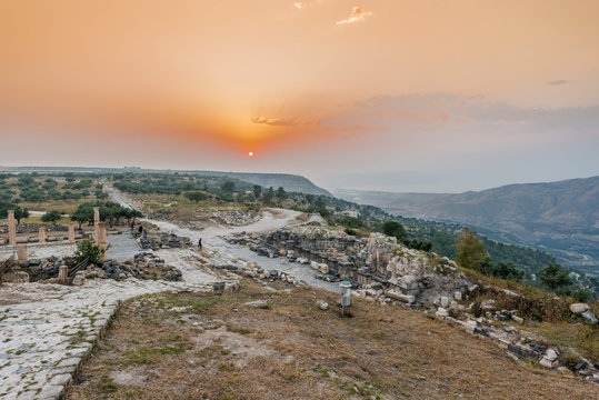 Umm Qais gadara romans ruins jordan
