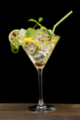 refreshing gin tonic