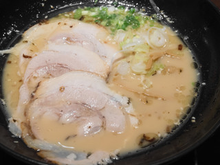 Japanese tradition noodle serve with pork sliced