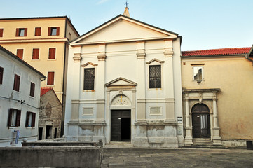 Fototapeta na wymiar Piran, Piran, Słowenia - Kościół św Franciszka