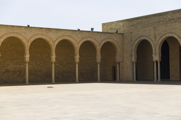 Fototapeta na wymiar Old Main Moscue w Mahdia w Tunezji
