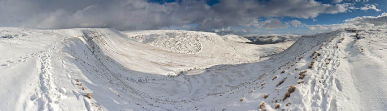 Snow Covered Mountains, Brecon Beacons, Wales, UK.