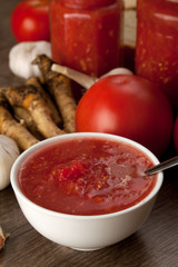 Savory tomato, garlic and horseradish