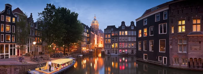 Foto op Plexiglas Sint-Nicolaaskerk, Amsterdam © travelwitness