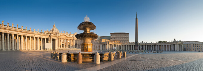 Obraz premium St Peter's Square, Piazza San Pietro, Vatican City, Rome