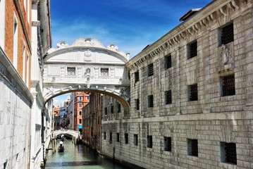 Pont des soupirs à Venise