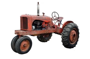Fotobehang Rustieke oude tractor die op witte achtergrond wordt geïsoleerd © itsallgood