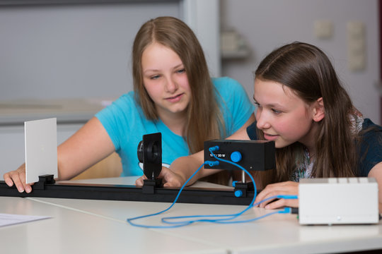 Versuch im Physik-Unterricht