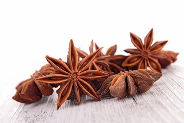 star anise and cinnamon