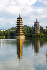 Pagodas Riming Shuang Ta - Guilin - China