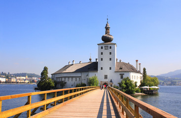 Fototapeta na wymiar Castle Orth at lake Traunsee, Austria