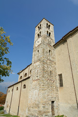 Fototapeta na wymiar Campanile romanico di San Giorio - XI secolo
