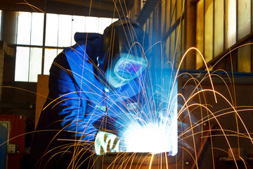 Schweißer bei der Arbeit