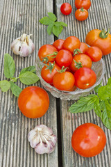 tomatoes and garlic on the table
