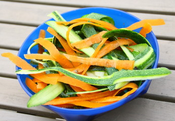 épluchures de légumes frais pour recyclage
