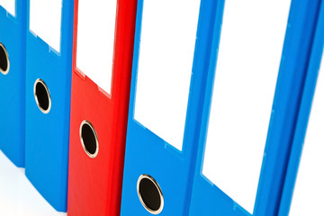 Akten Ordner mit Schriftstücken und Dokumenten