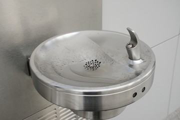 water fountain for drinking