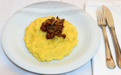 polenta con funghi