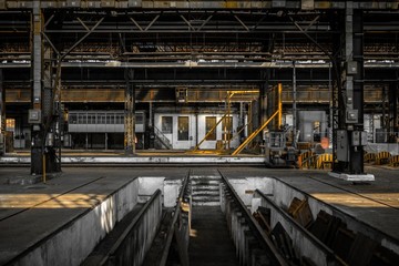 Large industrial door