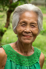 Alte asiatische Frau