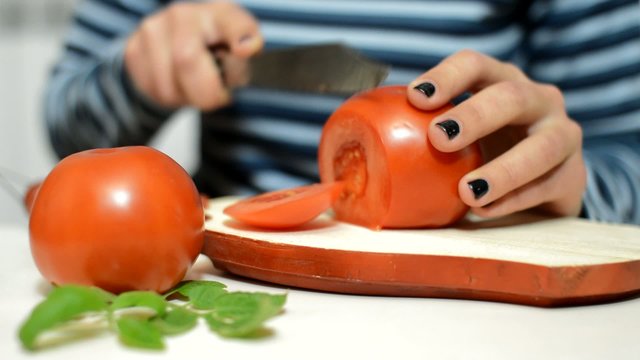 chop vegetables