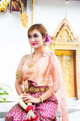 Beatiful lady in Thai dress