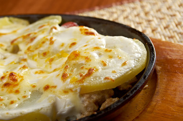 Fried eggs with potato