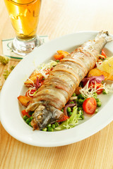 trout with vegetables and beer
