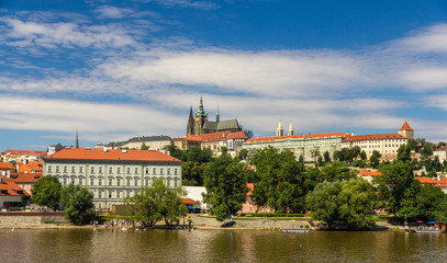 Obraz premium View of Prague Castle (Prazsky hrad) with St. Vitus Cathedral