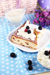 Cheese casserole with raisins