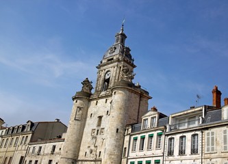 Fototapeta na wymiar La porte de la grosse-horloge, La Rochelle (France)