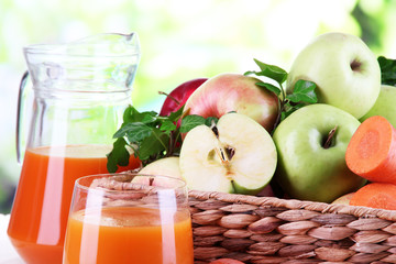 Sweet apples, juice and carrots