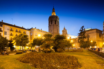 Fototapeta na wymiar Stare Miasto w Walencji