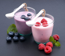 Fresh yogurt with berries