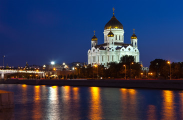 Fototapeta na wymiar Christ the Savior Cathedral at Moscow
