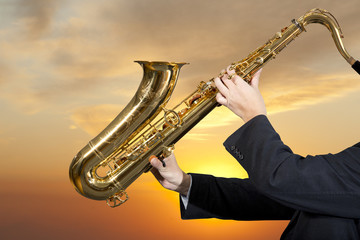 Obraz na płótnie Canvas Saksofonista