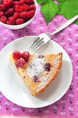 Almond tart with raspberries and white chocolate